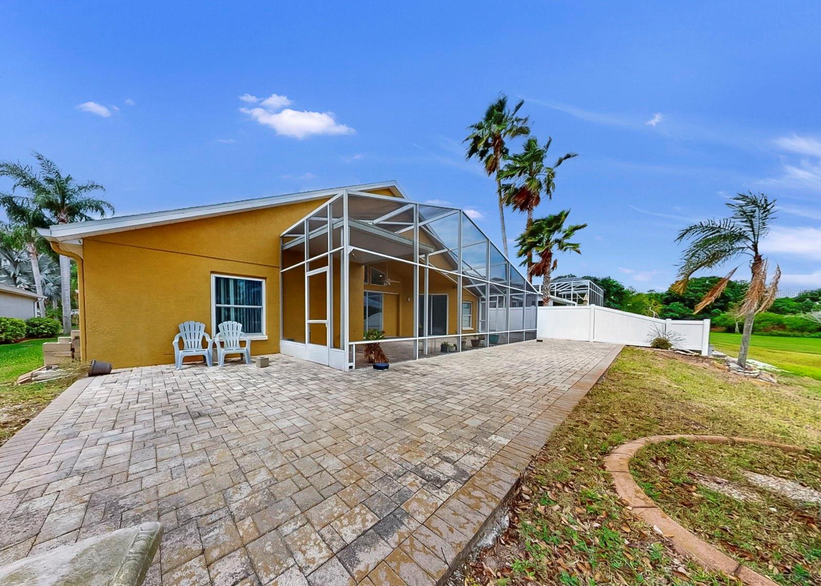 220 ROSANA DR — photo 7