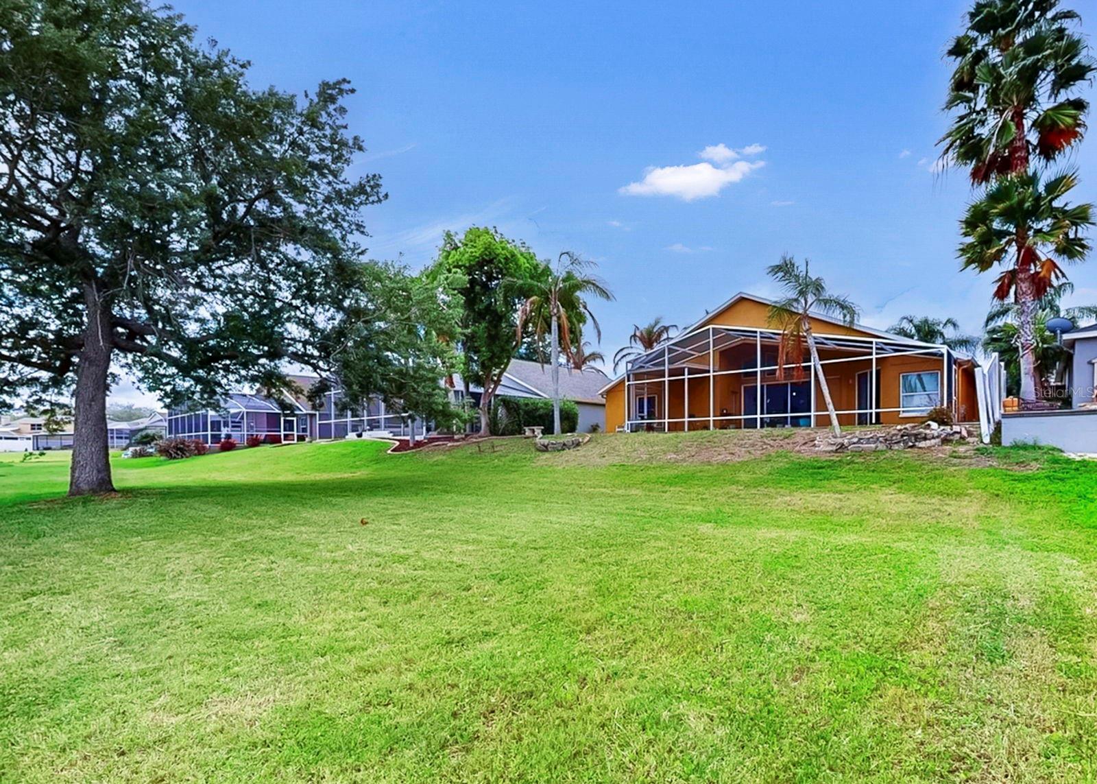 220 ROSANA DR — photo 6