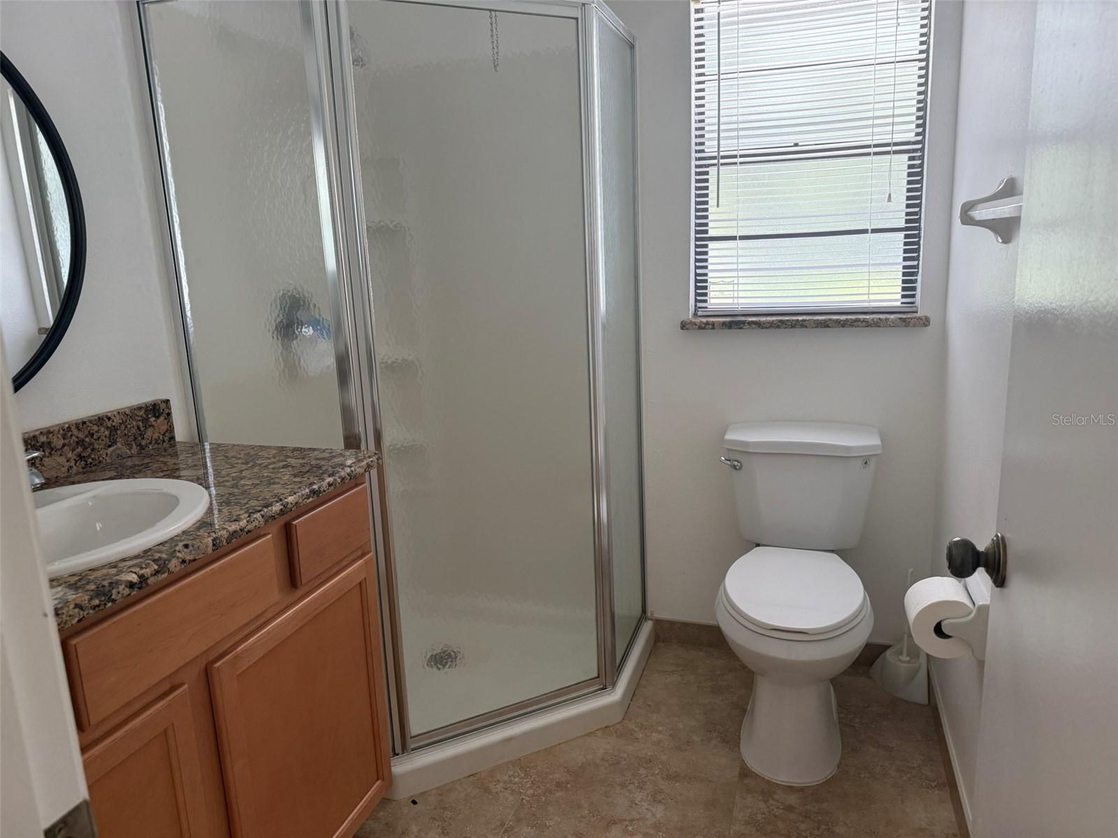 2332 SEWARD DR — photo 8