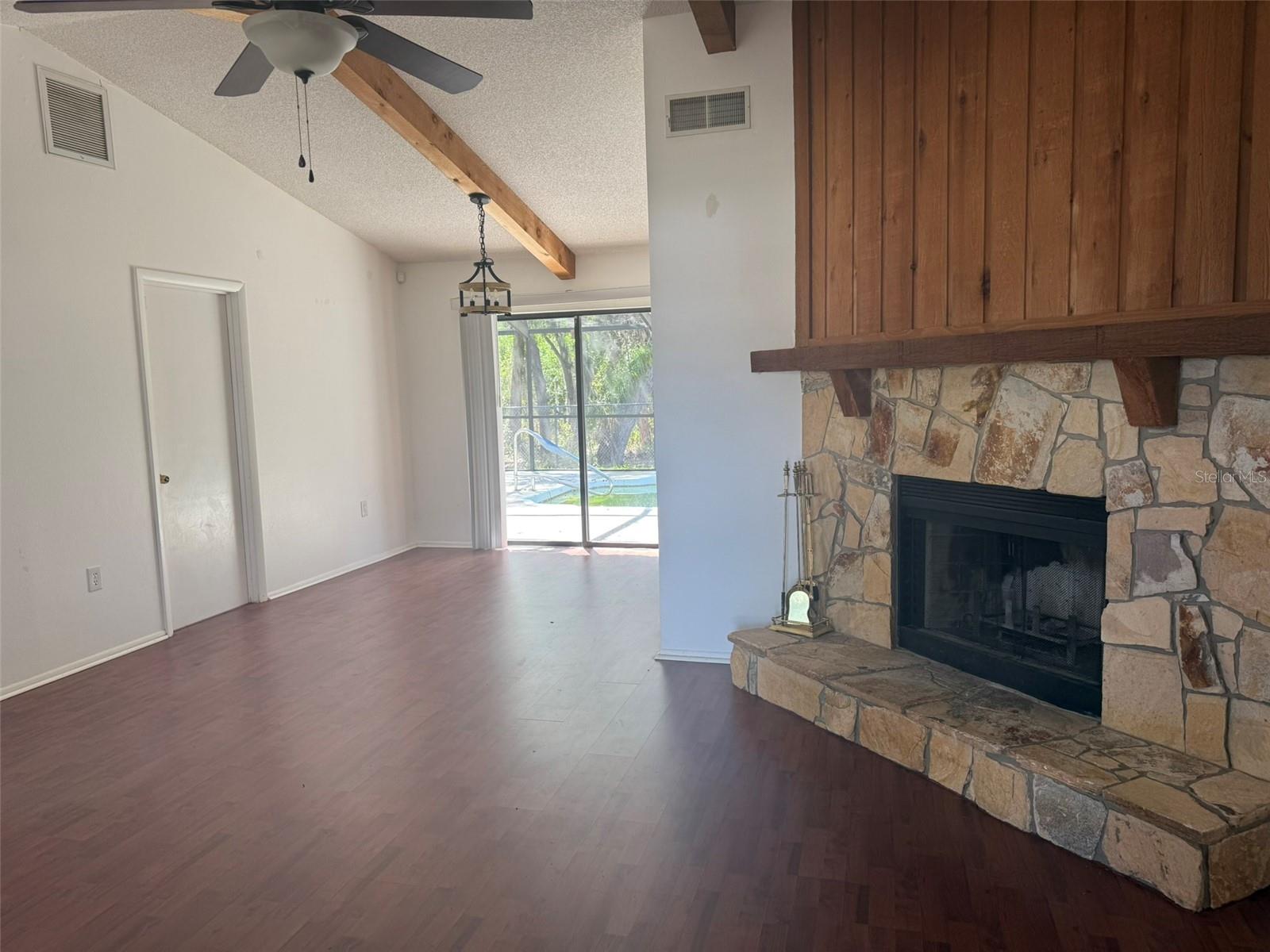 2332 SEWARD DR — photo 28
