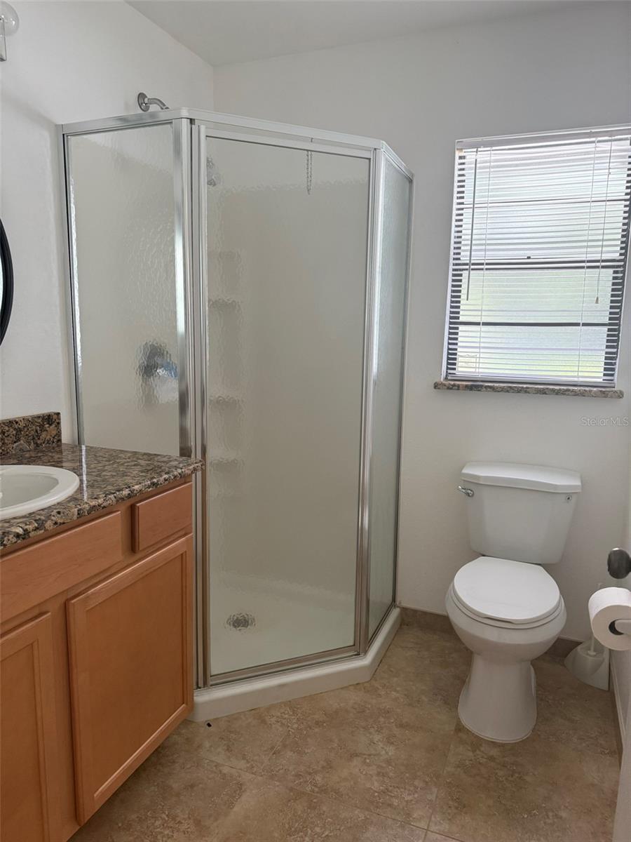 2332 SEWARD DR — photo 9