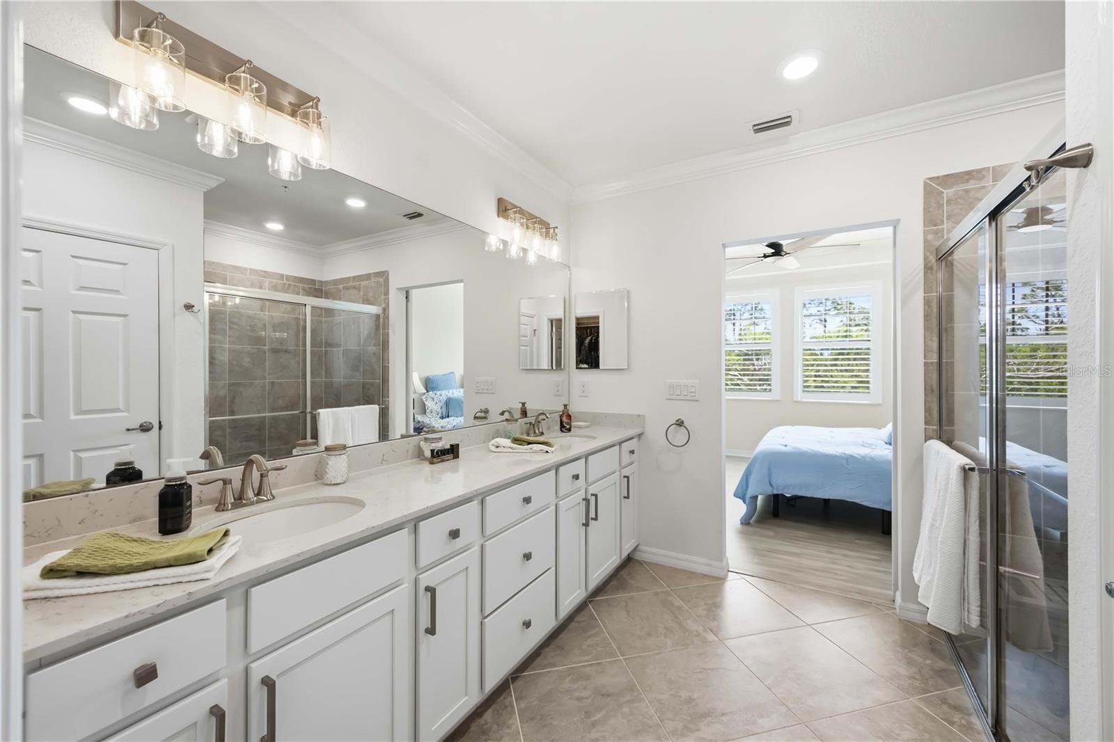 10055 CROOKED CREEK DR #102 — photo 32