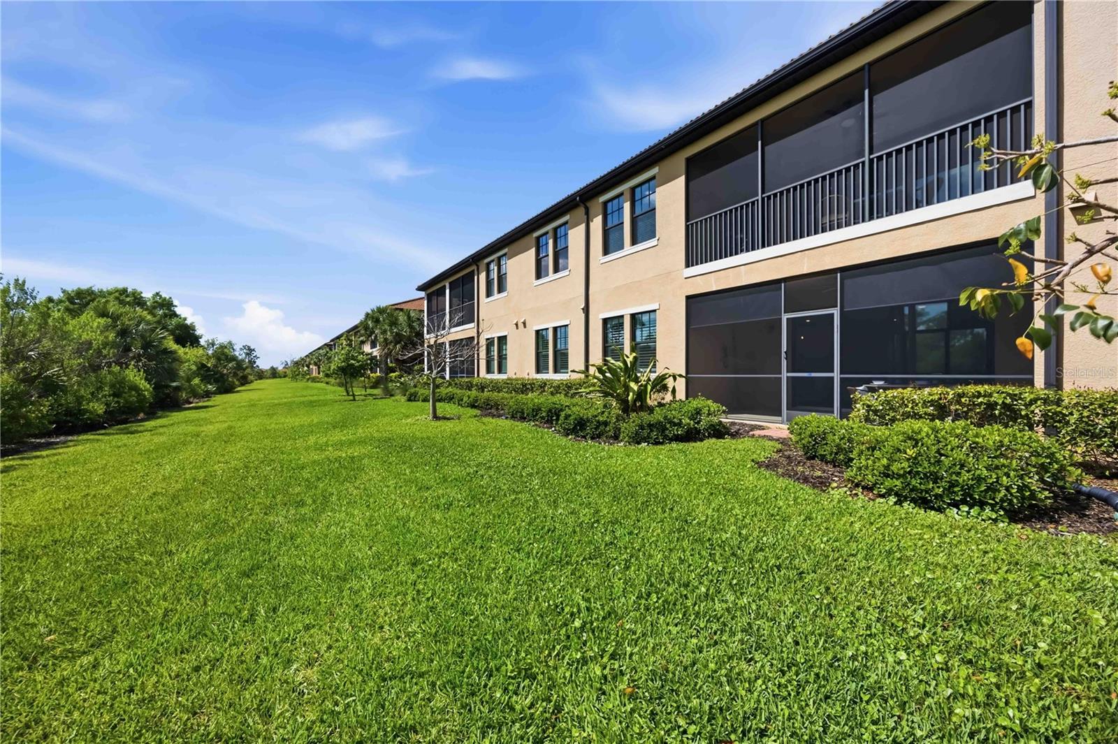10055 CROOKED CREEK DR #102 — photo 41