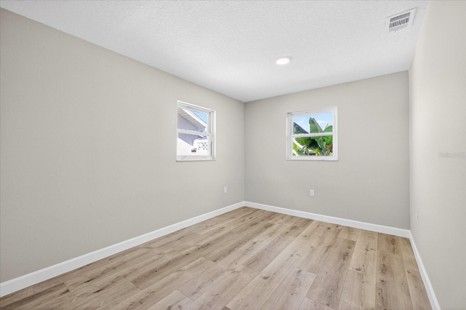 4980 GALLEON CT — photo 21