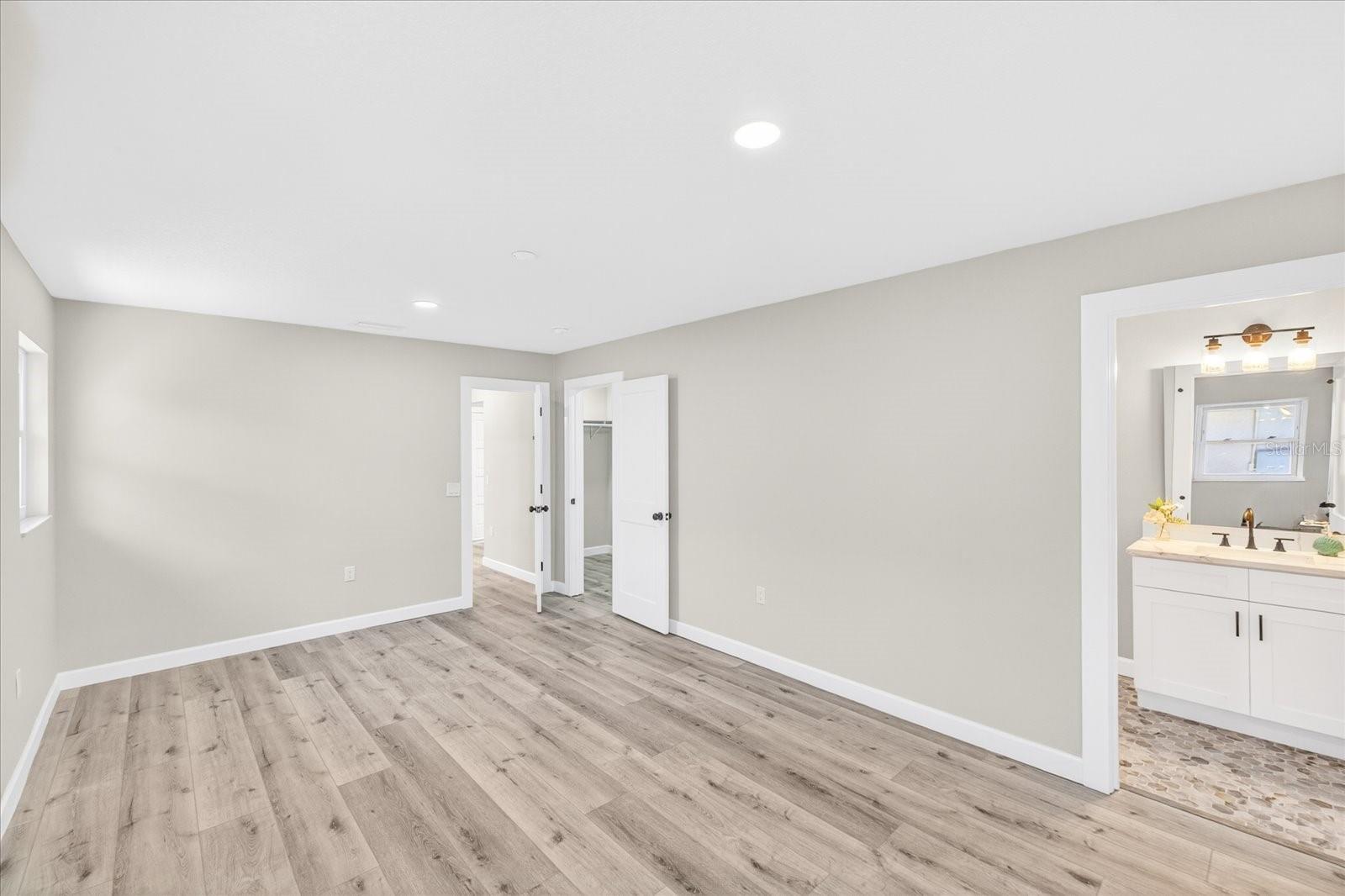 4980 GALLEON CT — photo 30