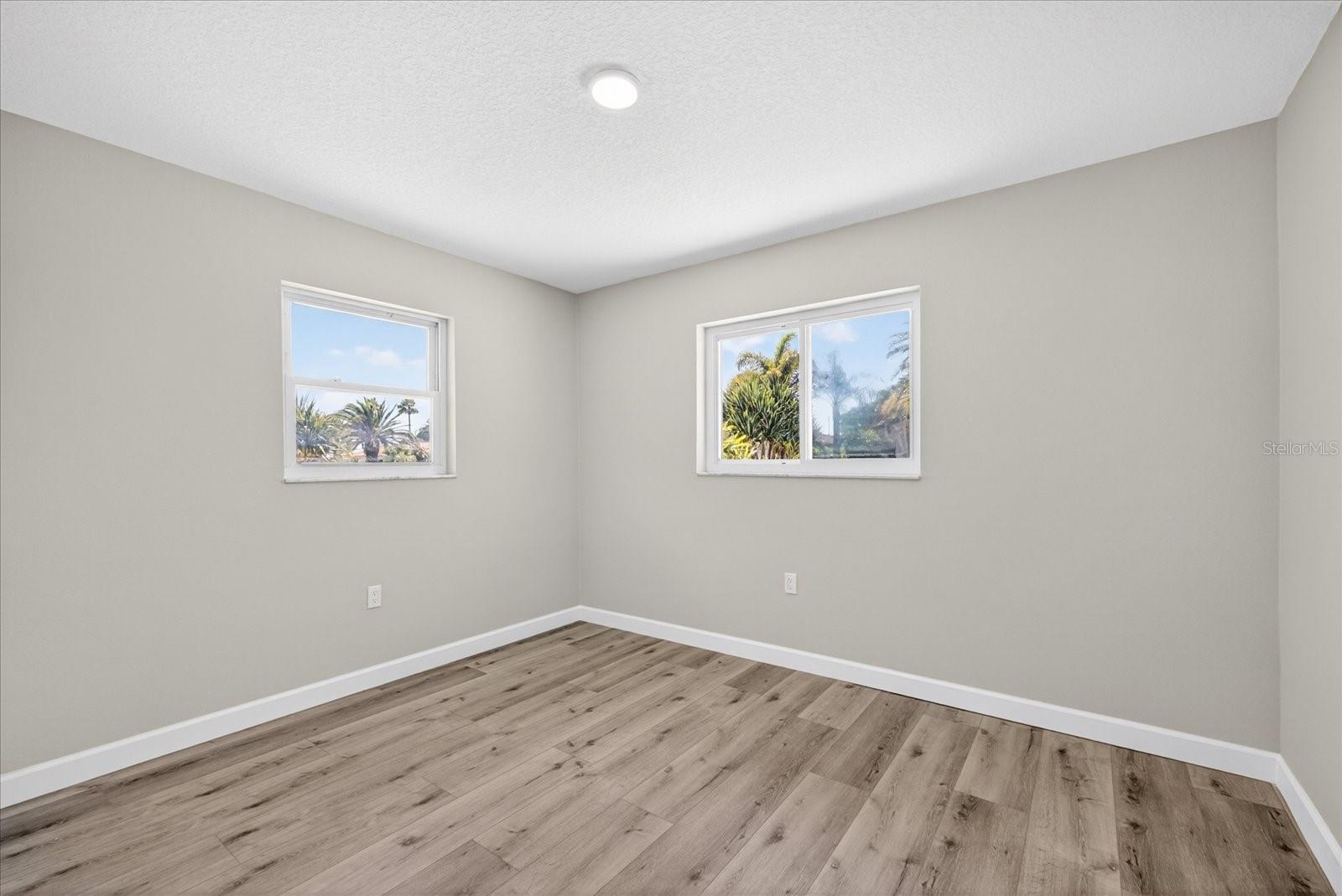 4980 GALLEON CT — photo 35