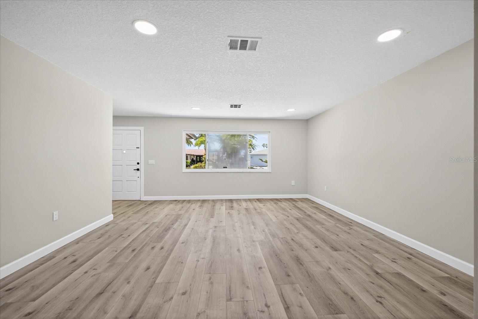 4980 GALLEON CT — photo 18