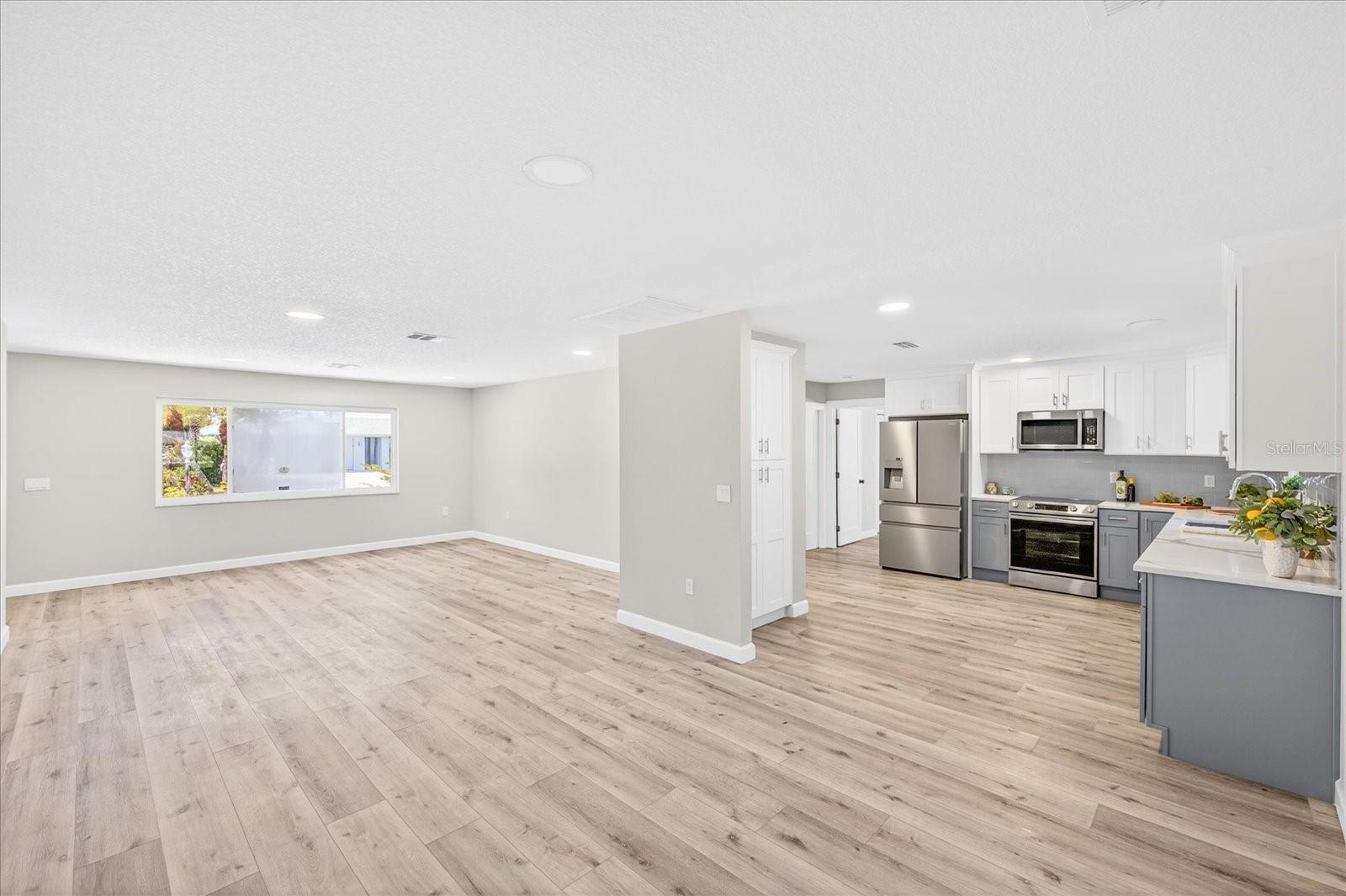 4980 GALLEON CT — photo 7