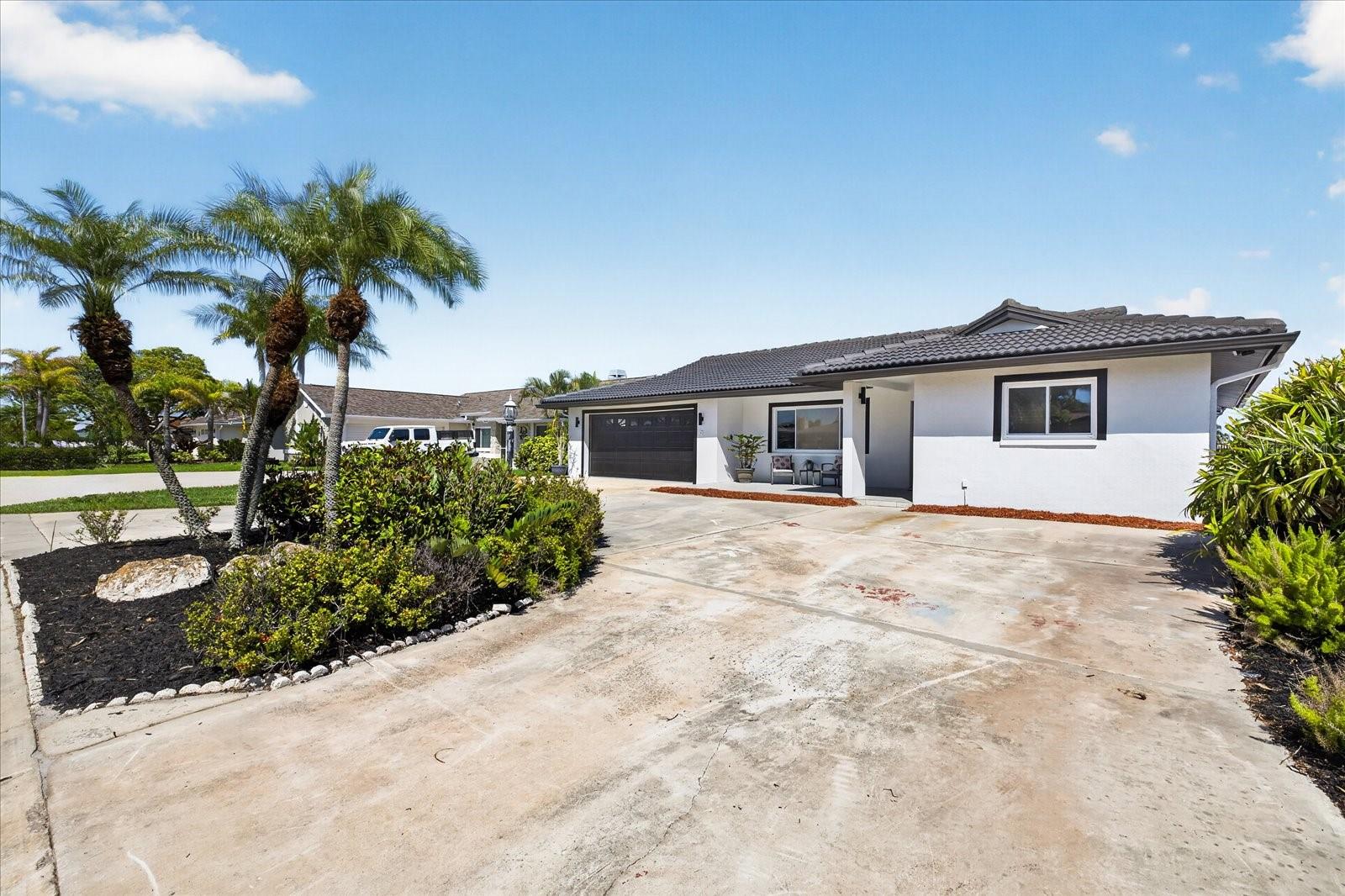4980 GALLEON CT — photo 52