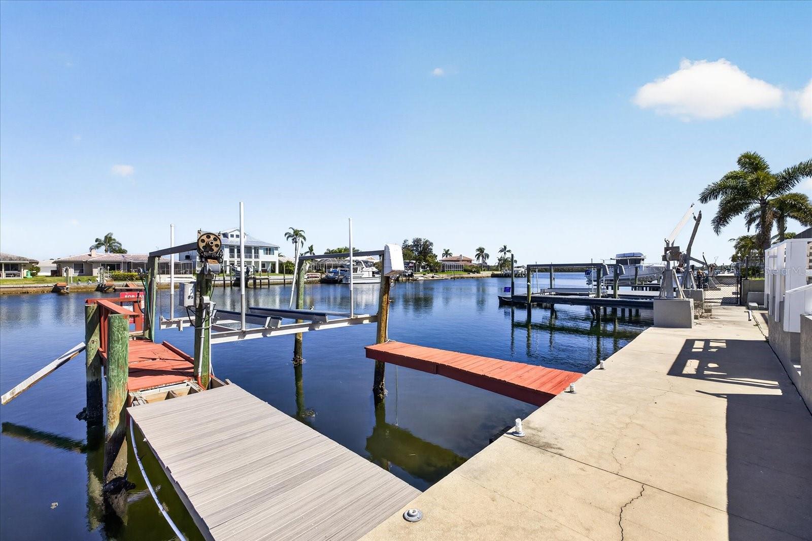 4980 GALLEON CT — photo 46