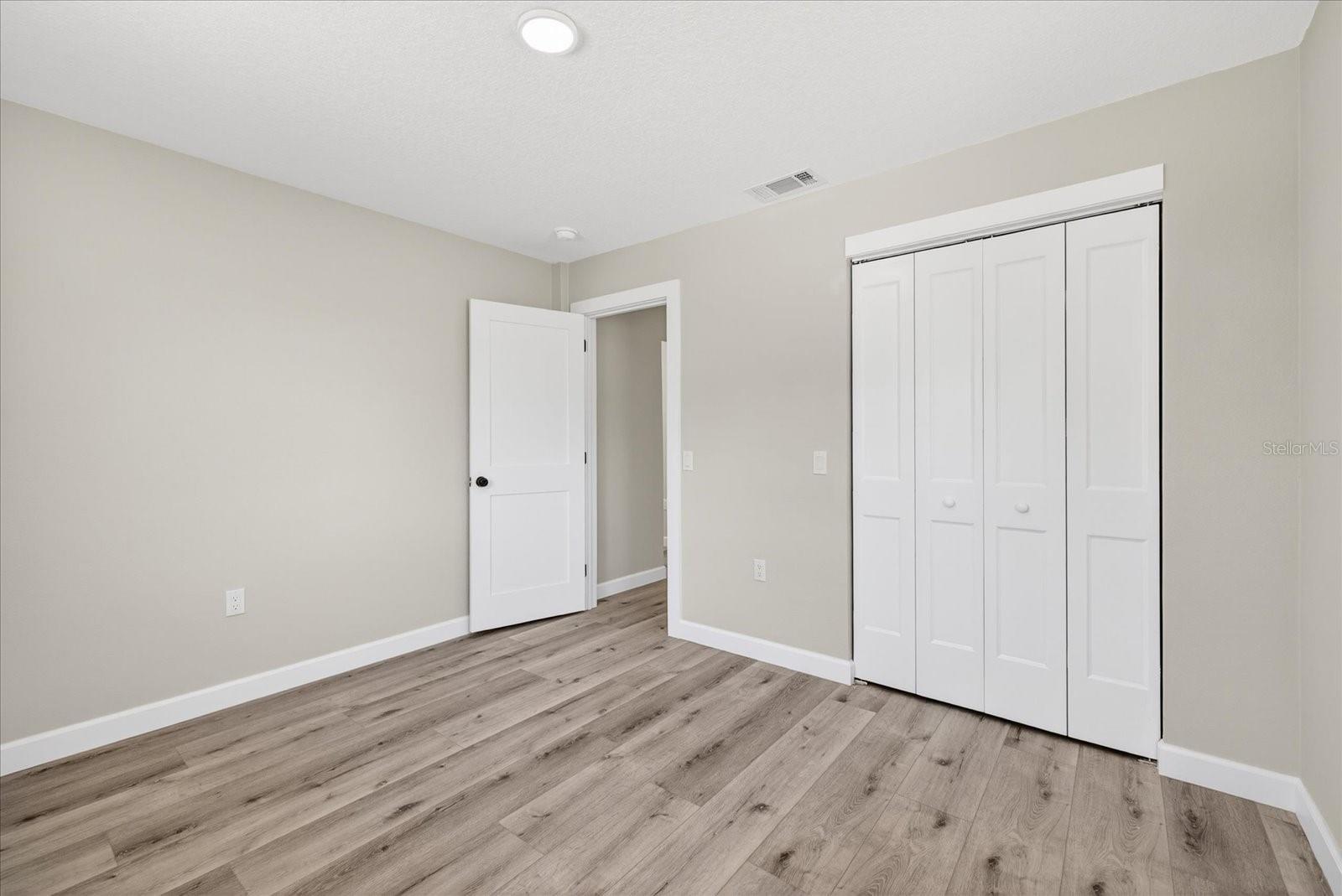 4980 GALLEON CT — photo 36
