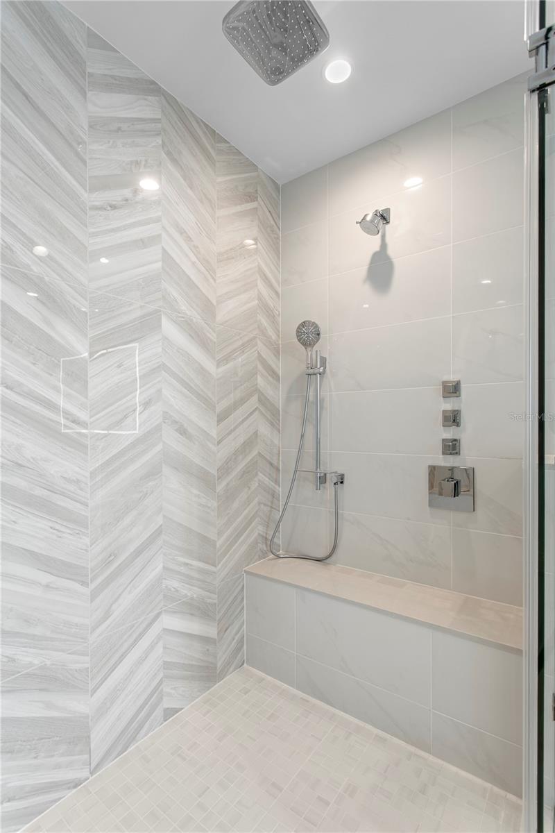 400 CENTRAL AVE #3005 — photo 28
