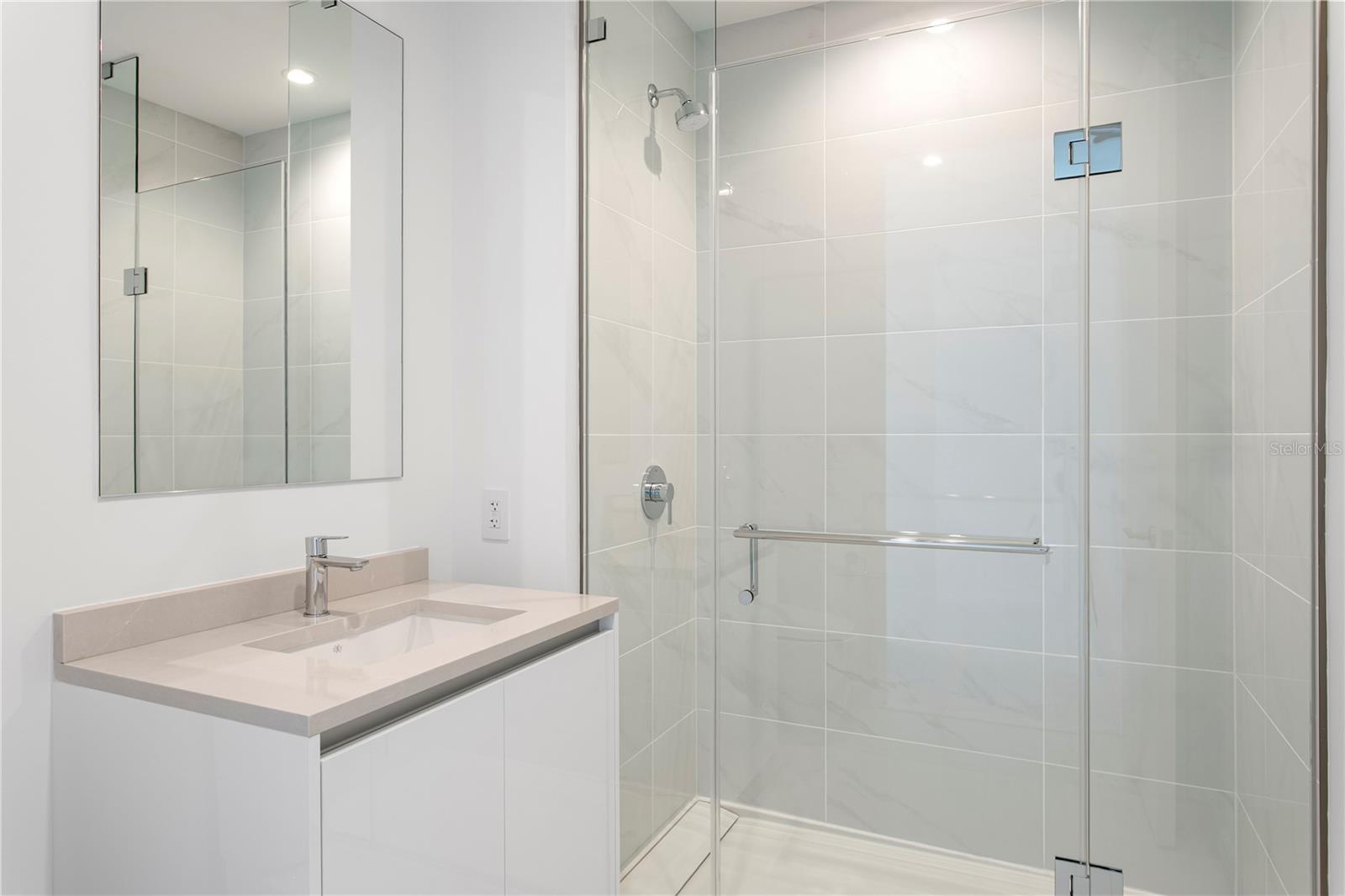 400 CENTRAL AVE #3005 — photo 21