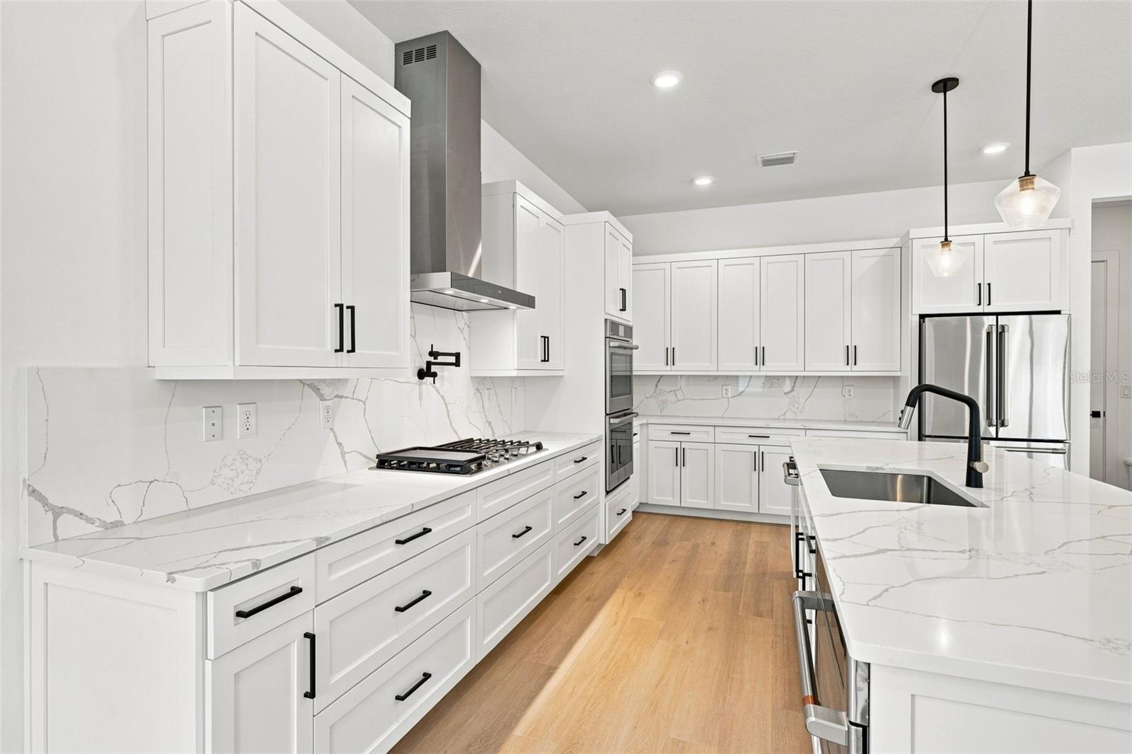 5407 S ELKINS AVE — photo 12