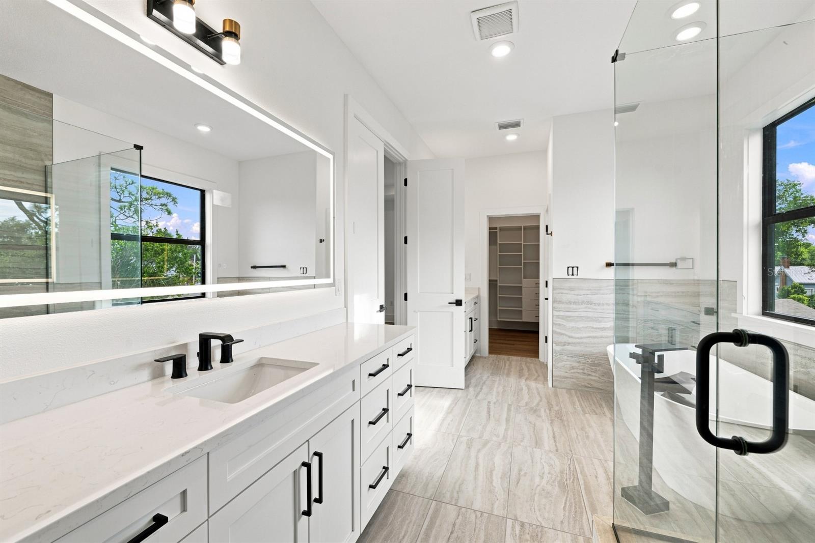 5407 S ELKINS AVE — photo 24