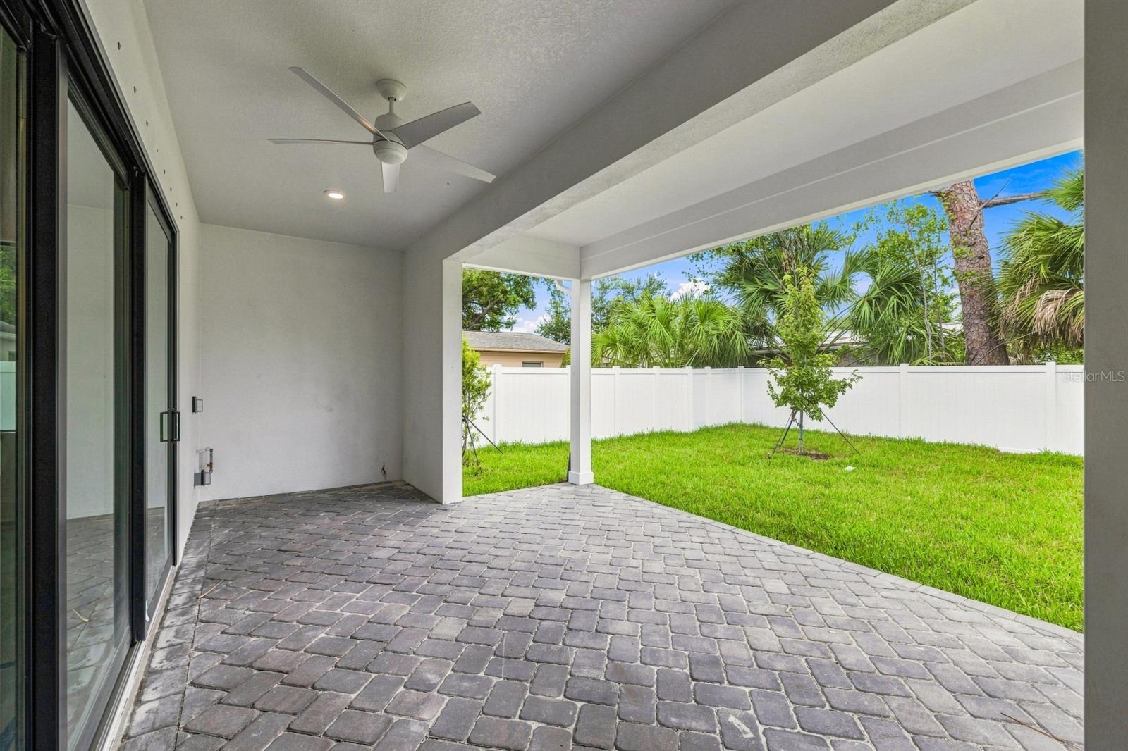 5407 S ELKINS AVE — photo 37