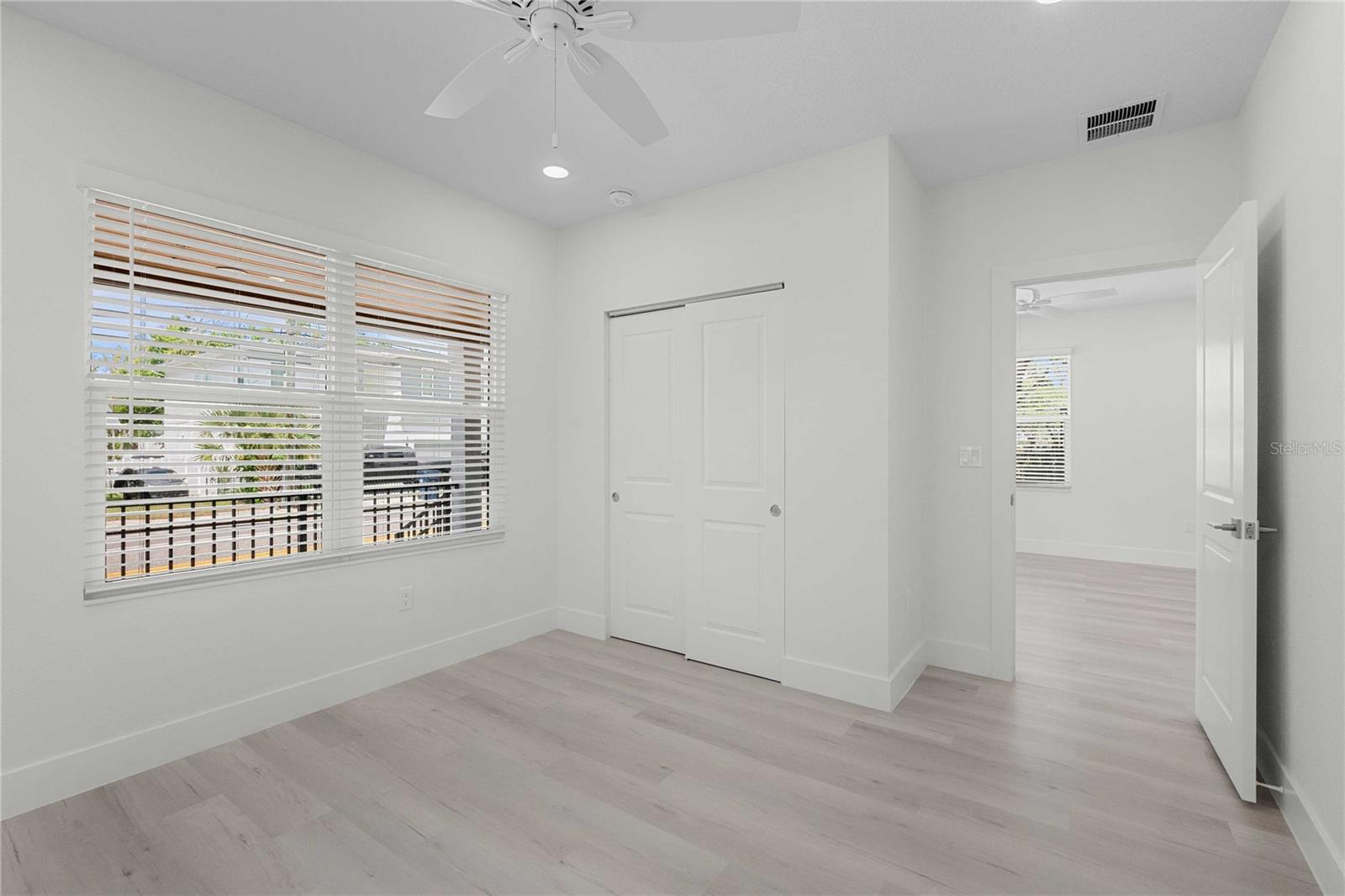 2203 N BOULEVARD — photo 26
