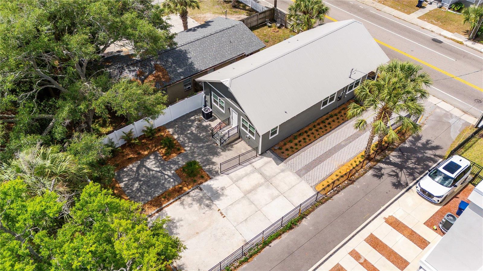 2203 N BOULEVARD — photo 46