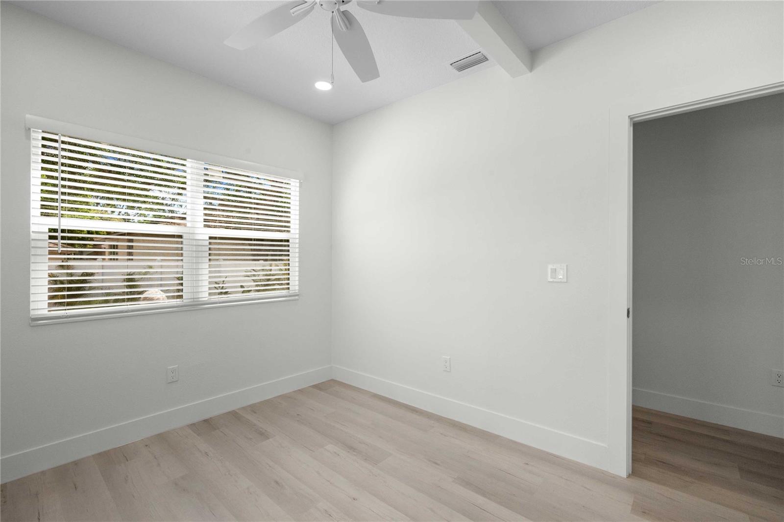 2203 N BOULEVARD — photo 39