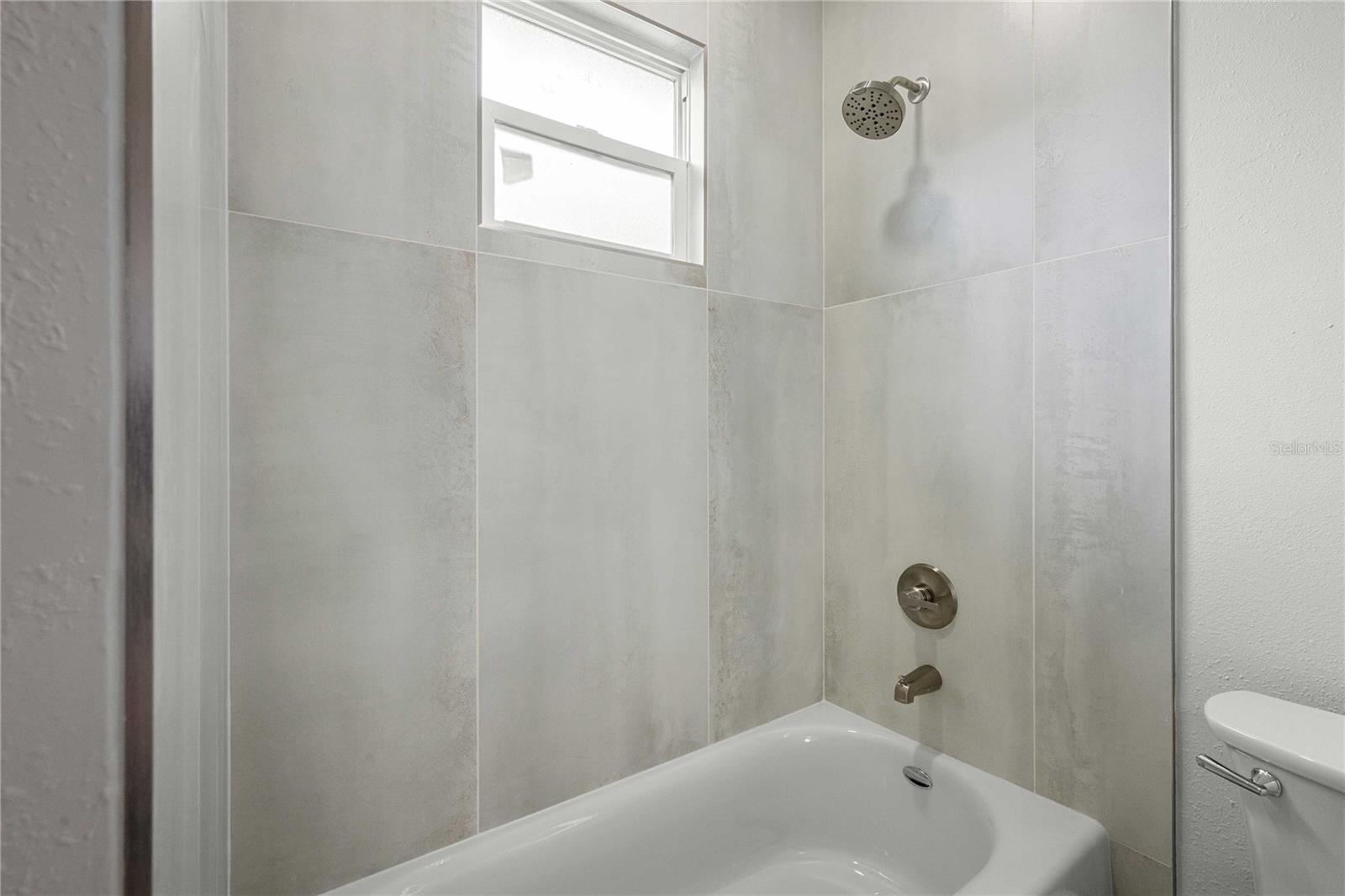 2203 N BOULEVARD — photo 30