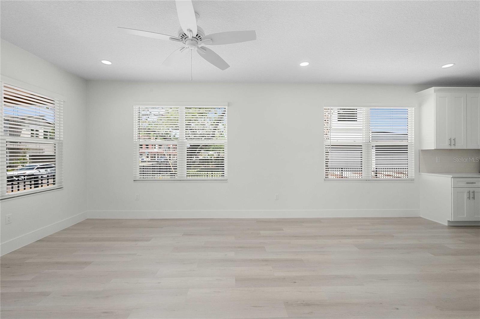2203 N BOULEVARD — photo 24