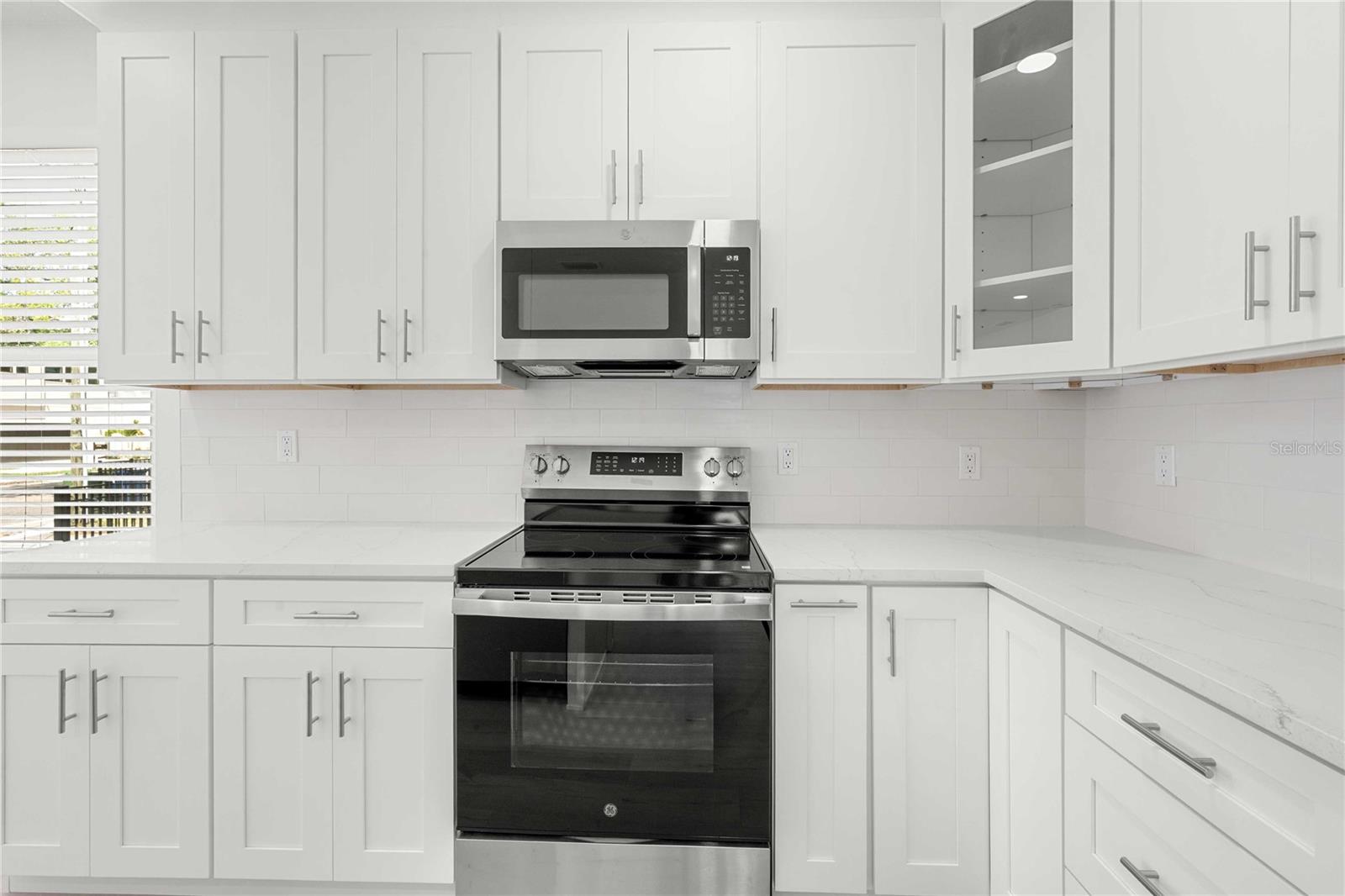 2203 N BOULEVARD — photo 17