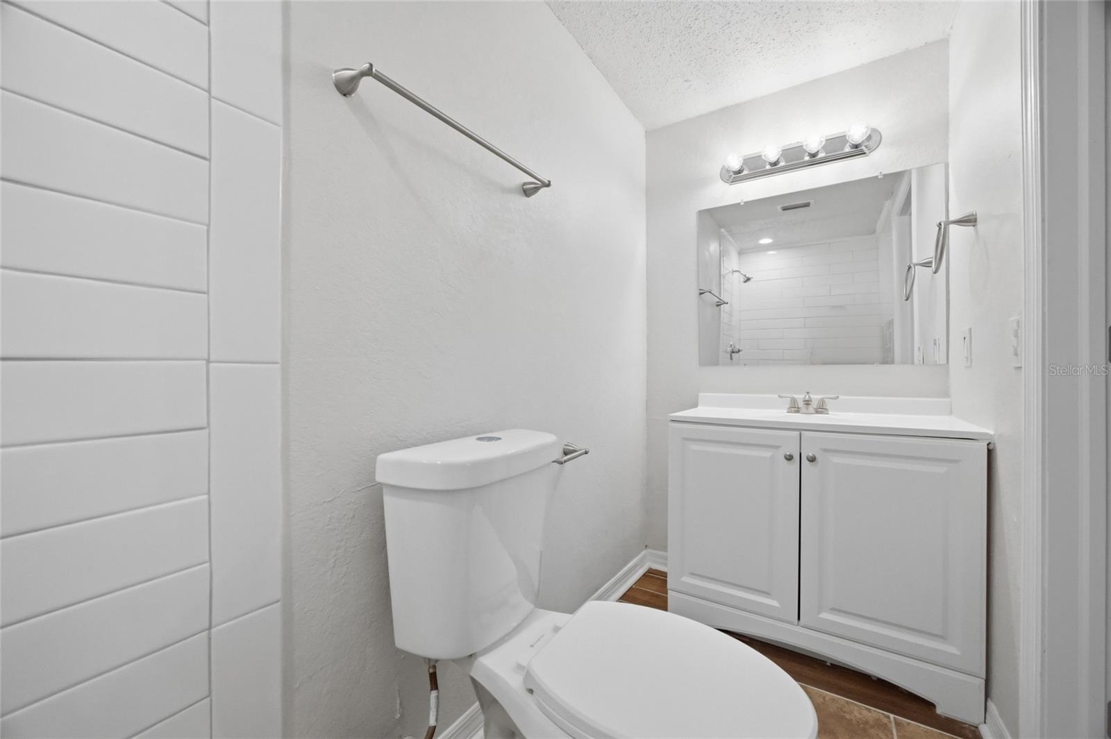 6225 WESTPORT DR — photo 17