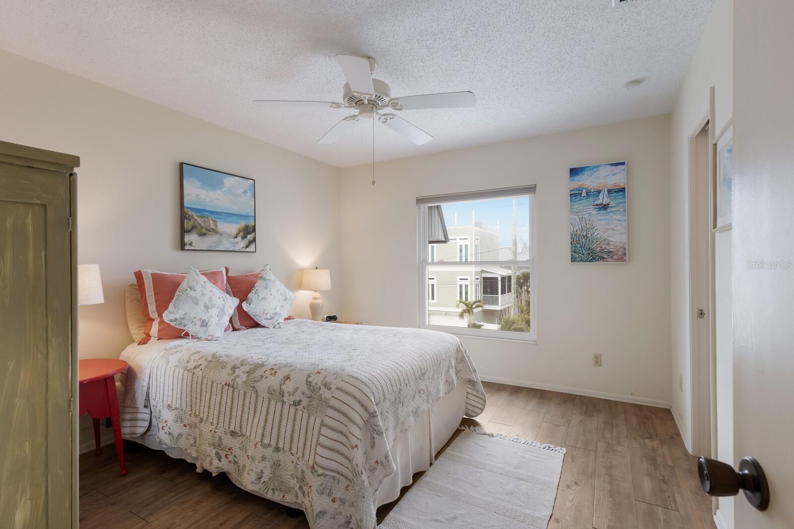 205 HIGHLAND AVE #2 — photo 17