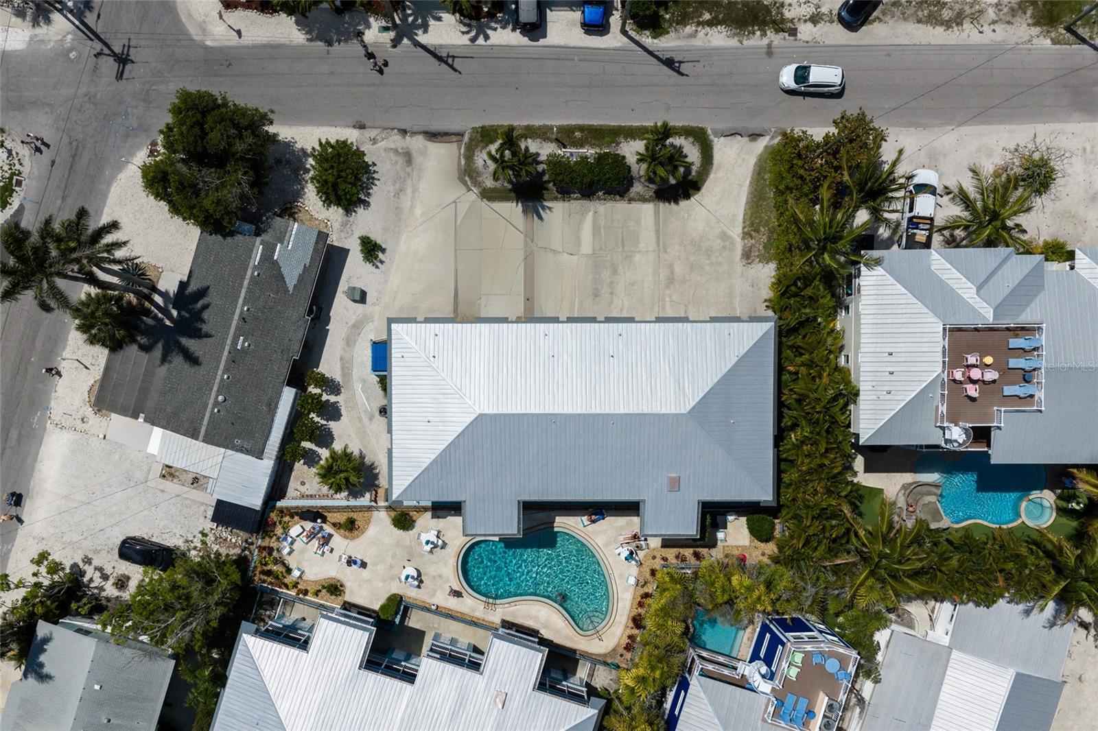 205 HIGHLAND AVE #2 — photo 4