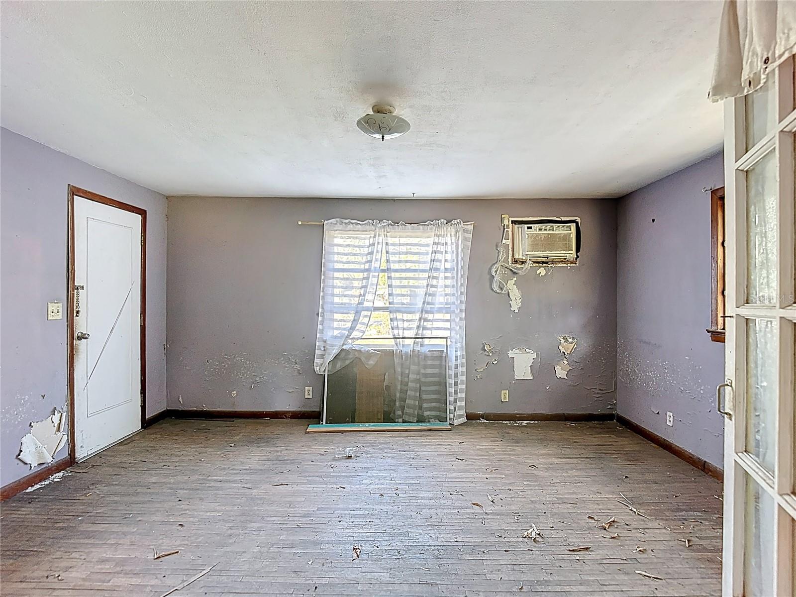 6420 & 6426 OELSNER ST — photo 58