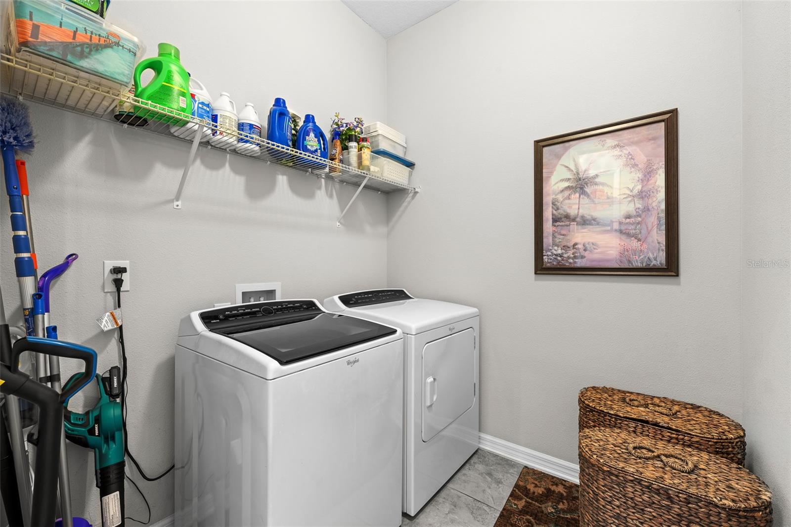 4501 ROLLING GREEN DR — photo 33