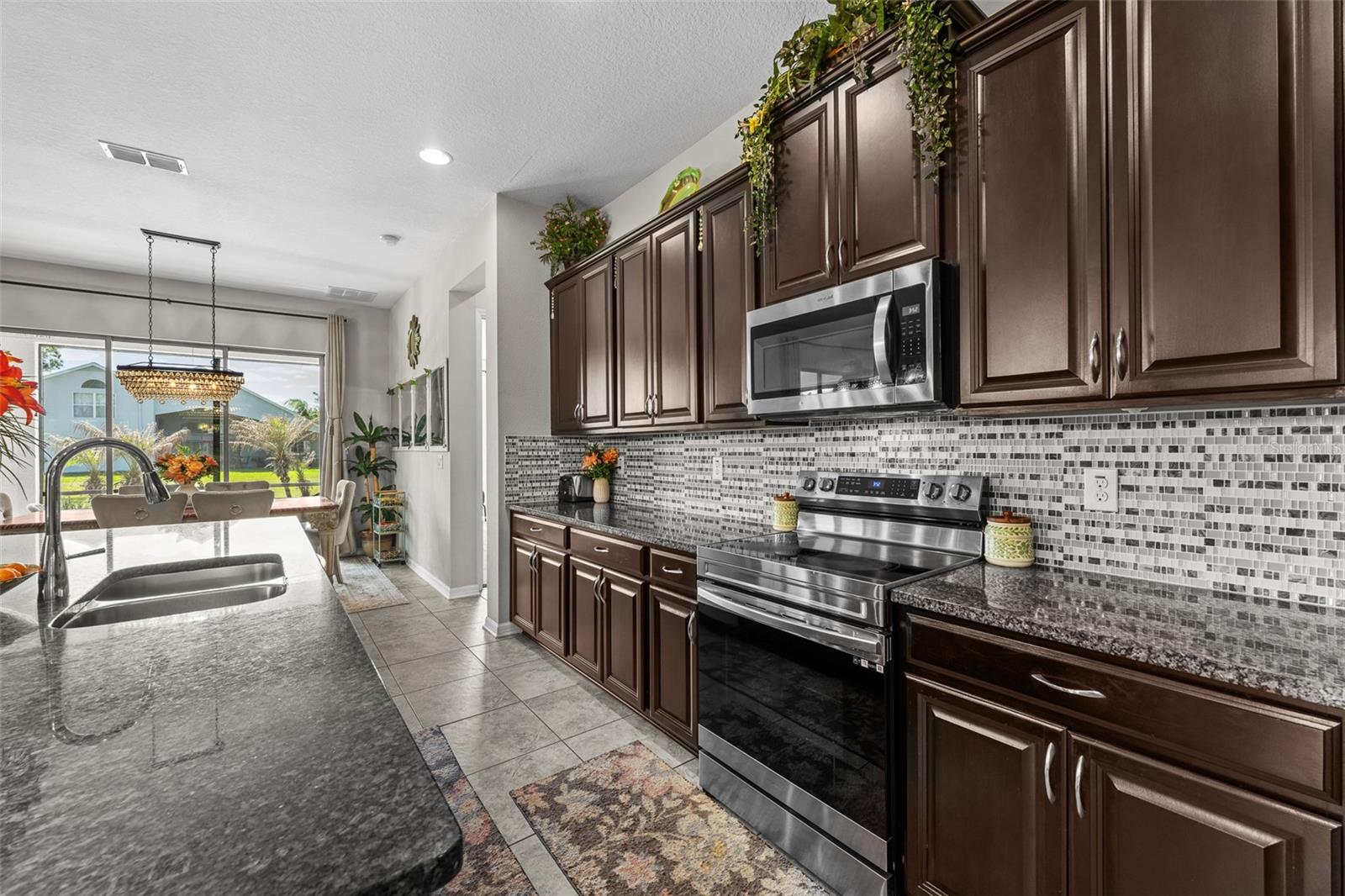 4501 ROLLING GREEN DR — photo 52