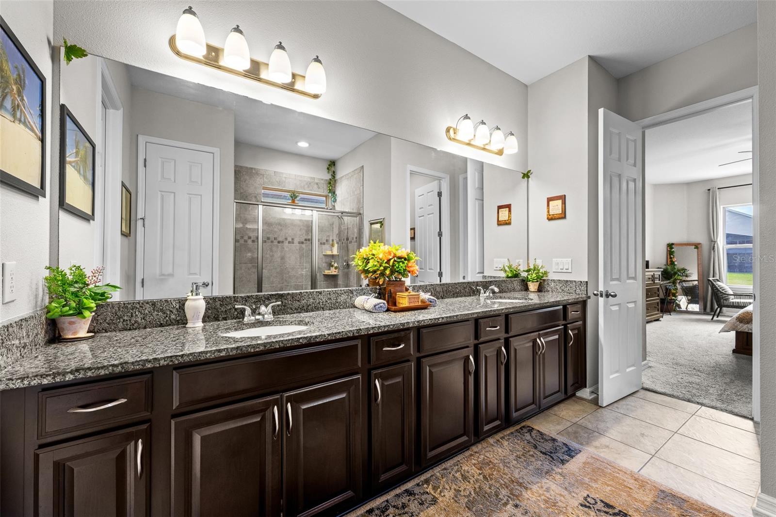 4501 ROLLING GREEN DR — photo 16