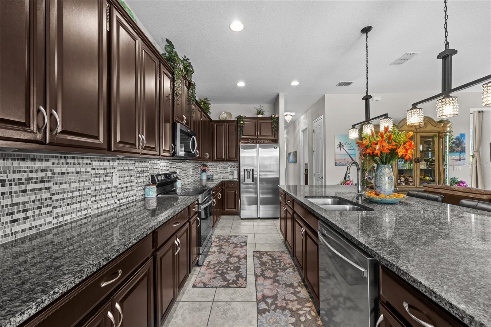 4501 ROLLING GREEN DR — photo 50