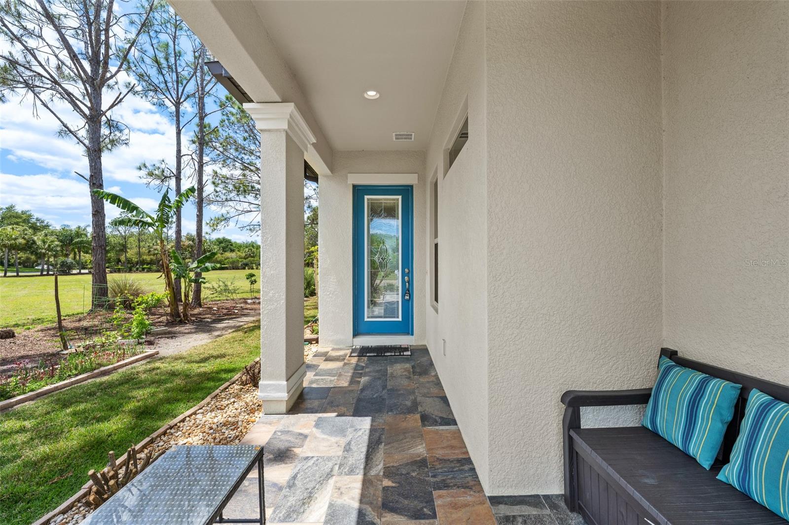 4501 ROLLING GREEN DR — photo 4