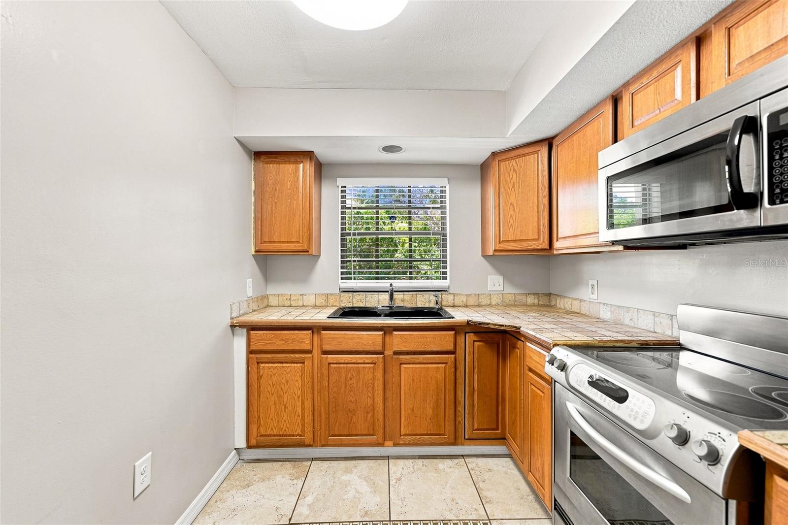 12900 VONN RD #B201 — photo 6