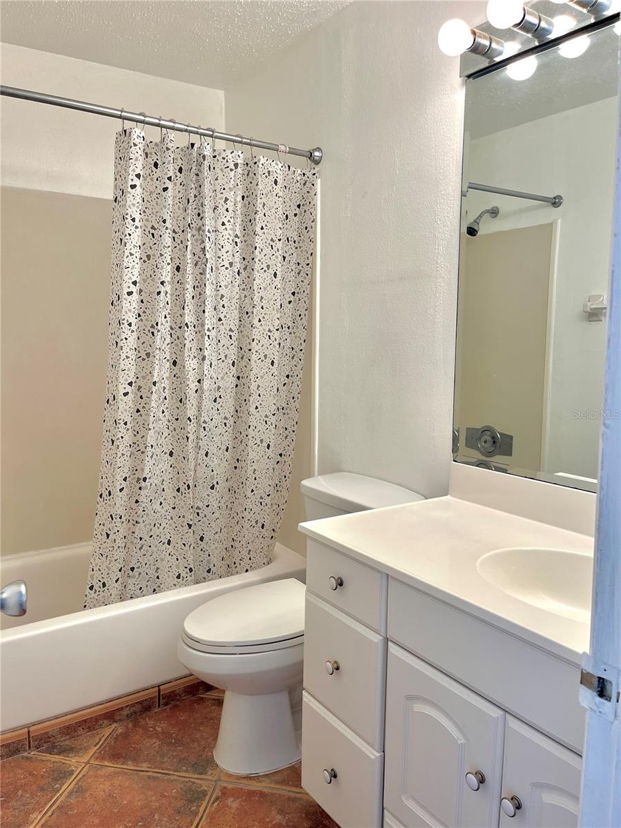 2724 HIDDEN LAKE BLVD #A — photo 18