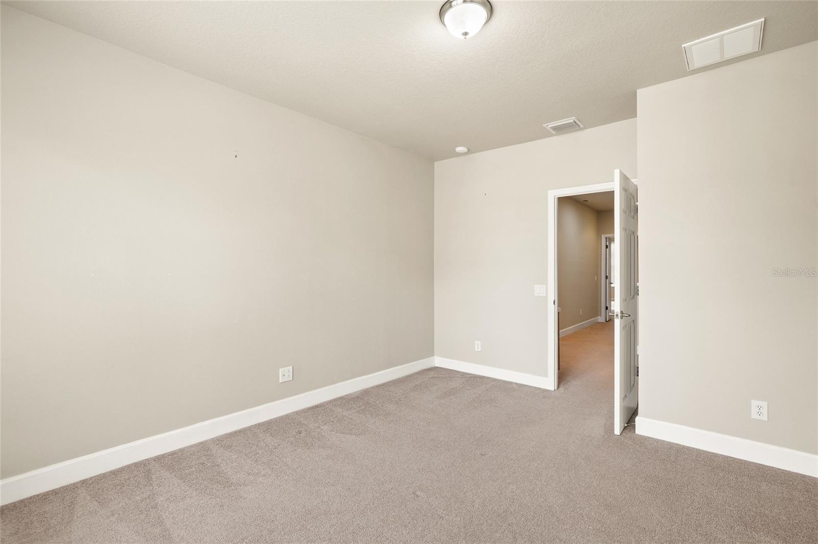 14543 MIRABELLE VISTA CIR — photo 32