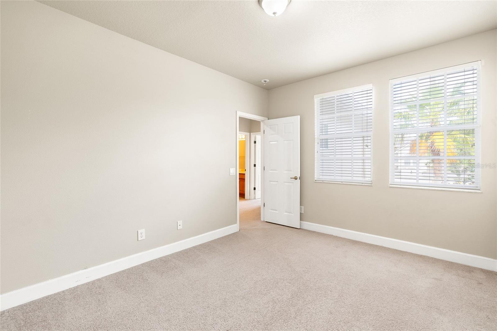 14543 MIRABELLE VISTA CIR — photo 36