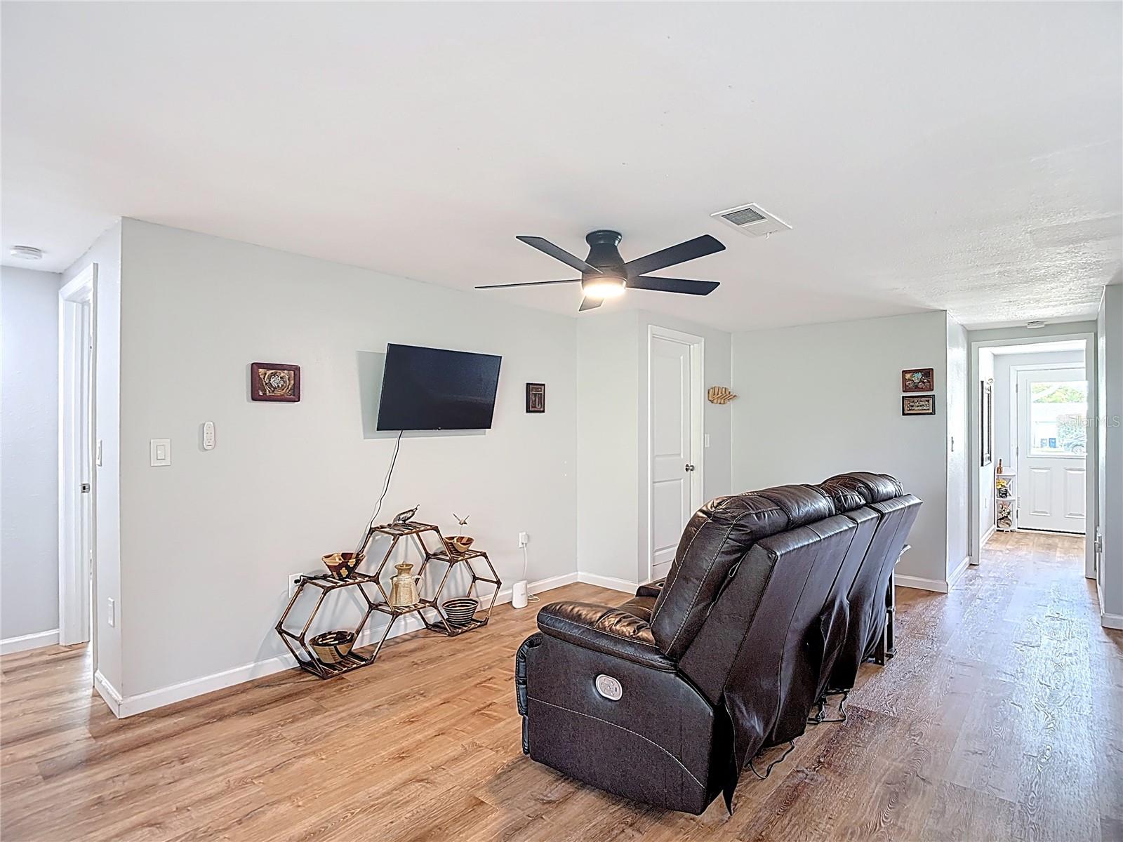 12709 CASTLEBERRY CT — photo 24