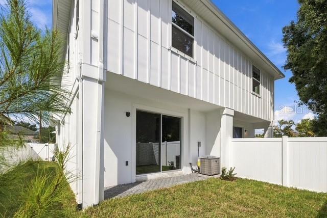 2508 W GRAY ST #1 — photo 34
