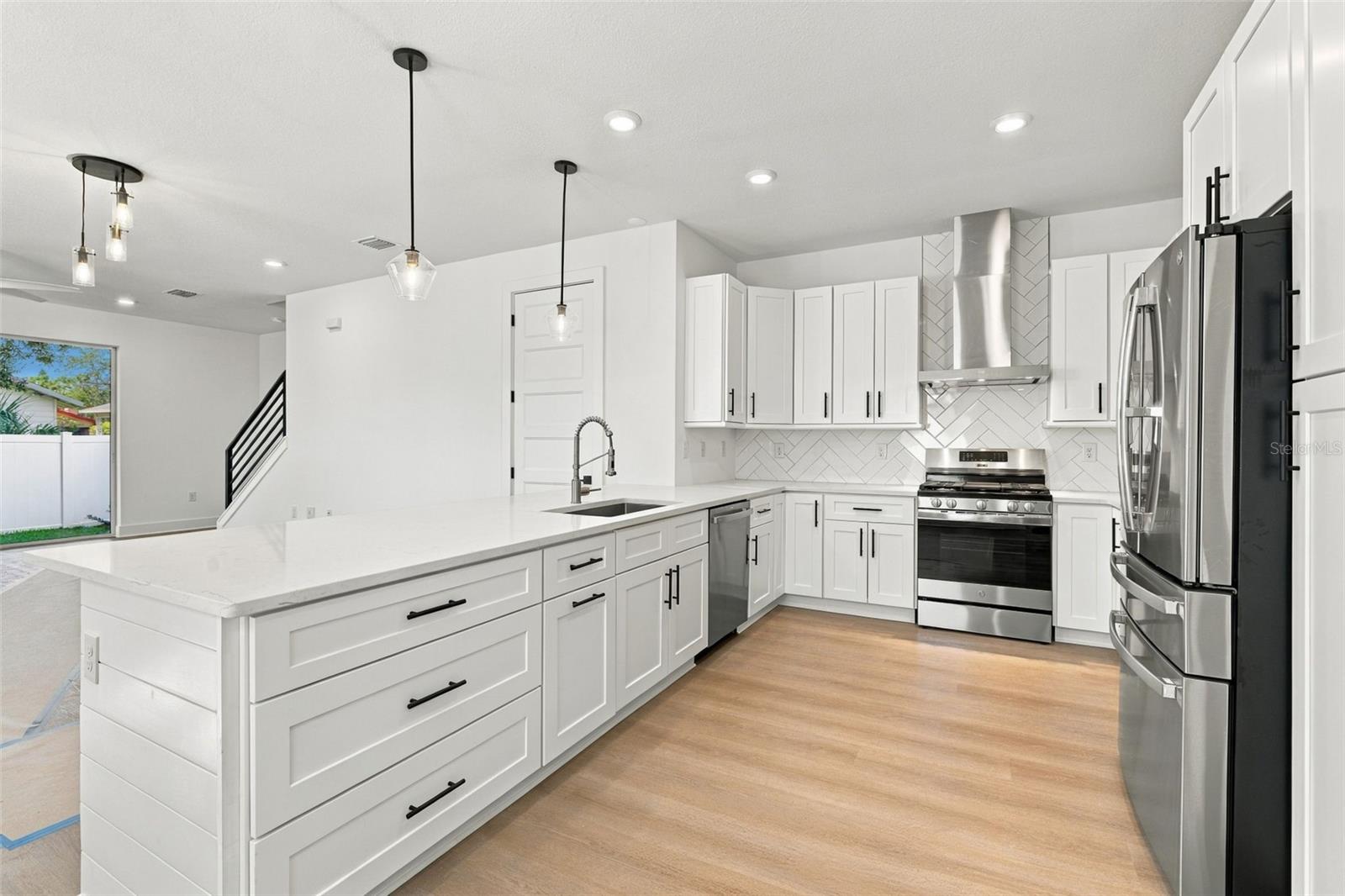 2508 W GRAY ST #1 — photo 6