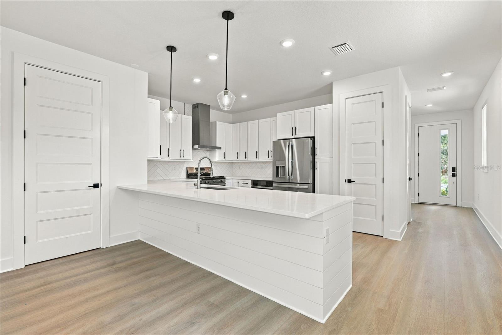 2508 W GRAY ST #1 — photo 3