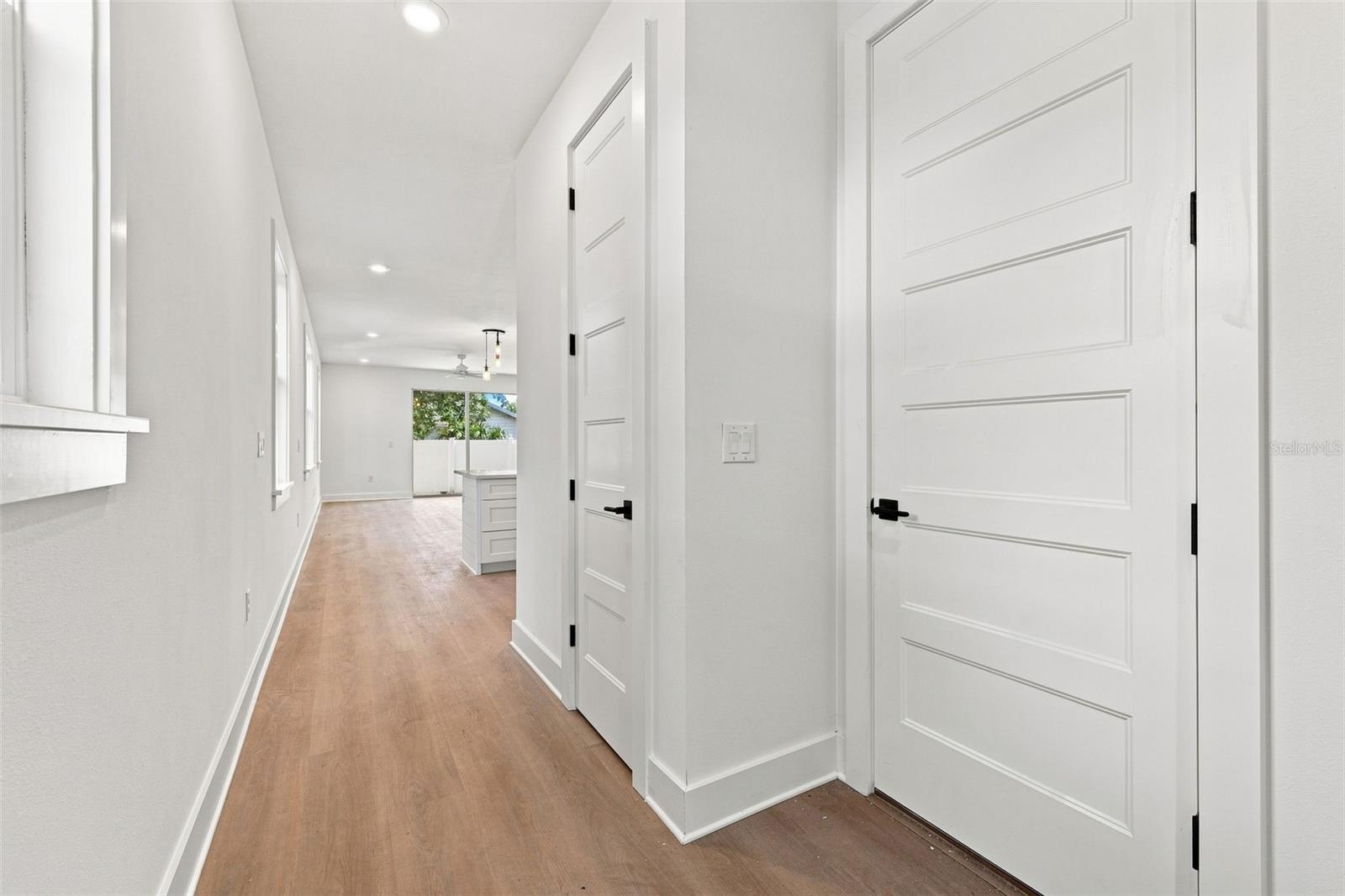 2508 W GRAY ST #1 — photo 2