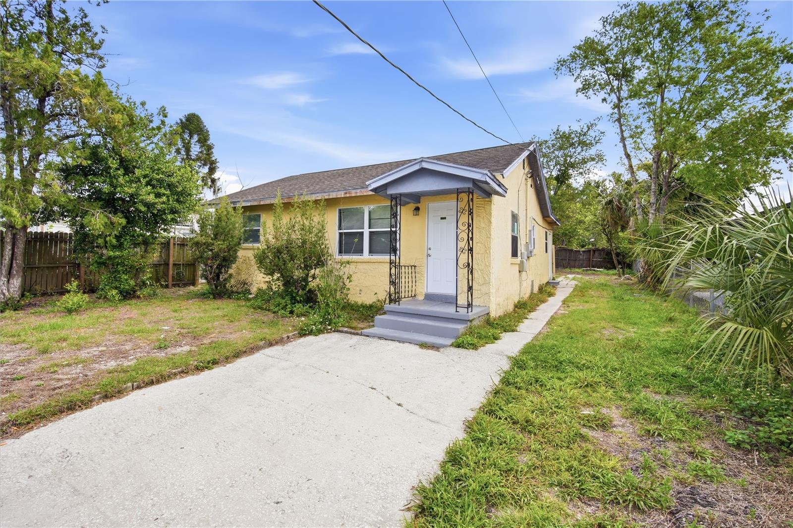 8419 N SEMMES ST — photo 2