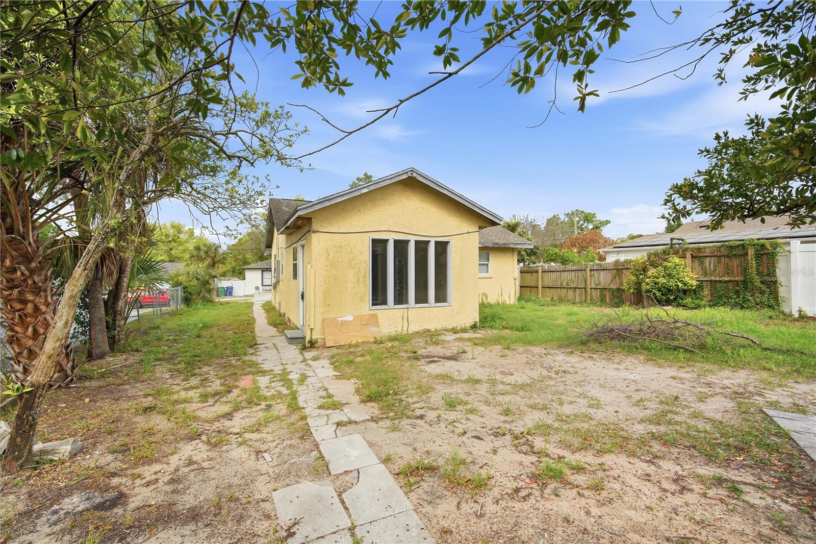 8419 N SEMMES ST — photo 15