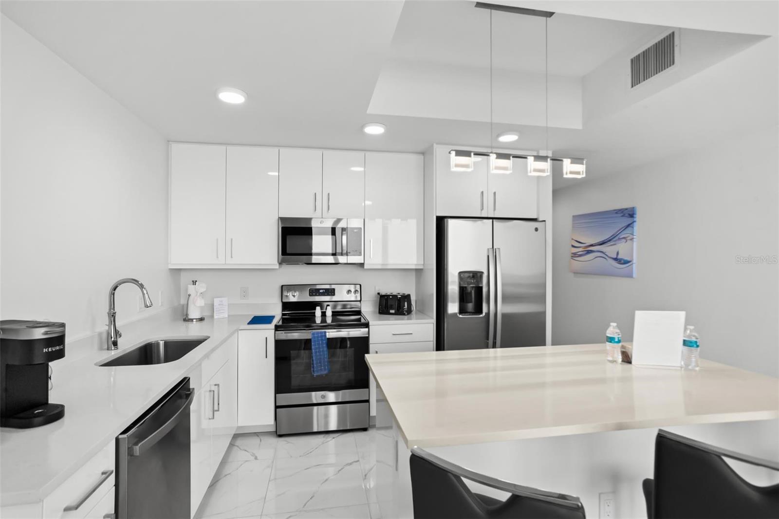 11500 GULF BLVD #202 — photo 3