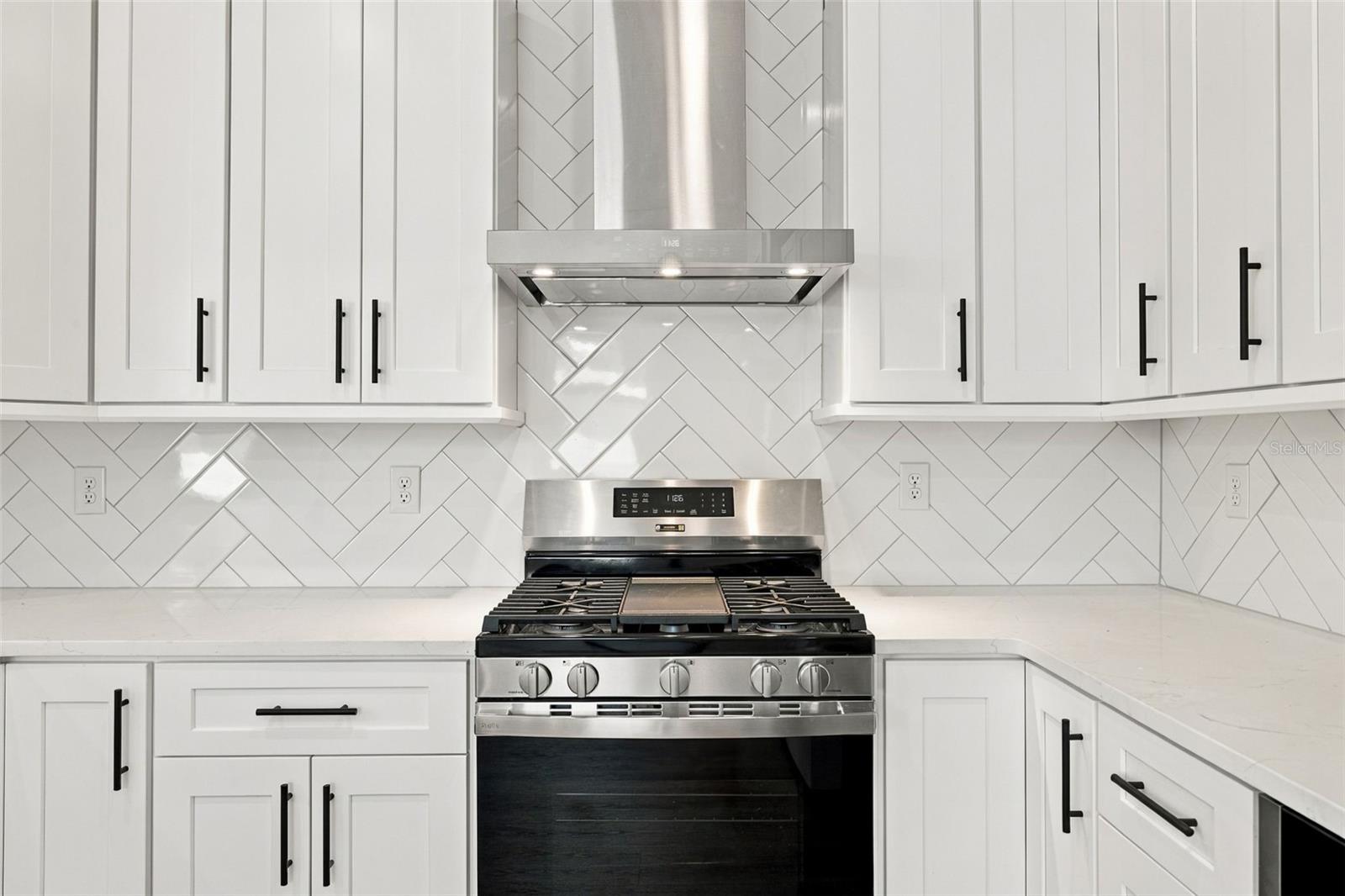 2508 W GRAY ST #2 — photo 11