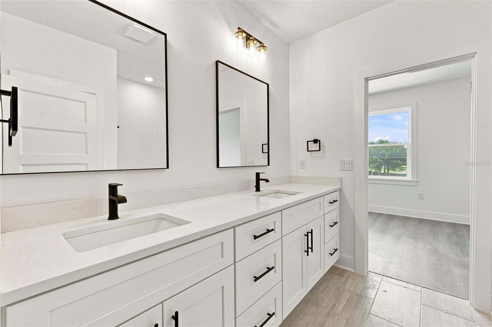 2508 W GRAY ST #2 — photo 28
