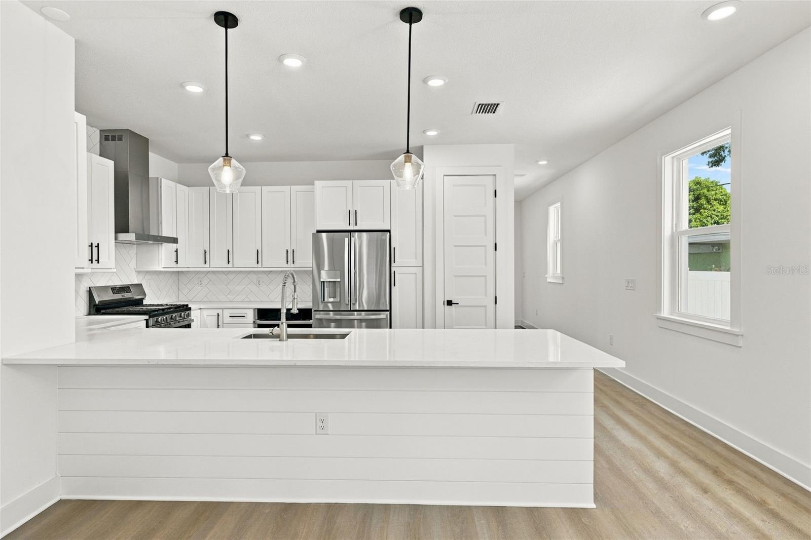 2508 W GRAY ST #2 — photo 4